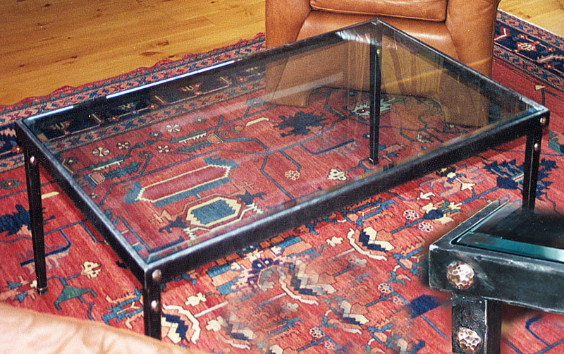 Coffee Table.jpg (187633 bytes)